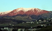 92 Bel tramonto in Cima Grem con Zambla Alta  in basso
